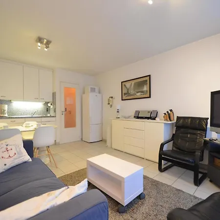 Апартаменты Near And Dunes, Cleaning Included Остдёйнкерке